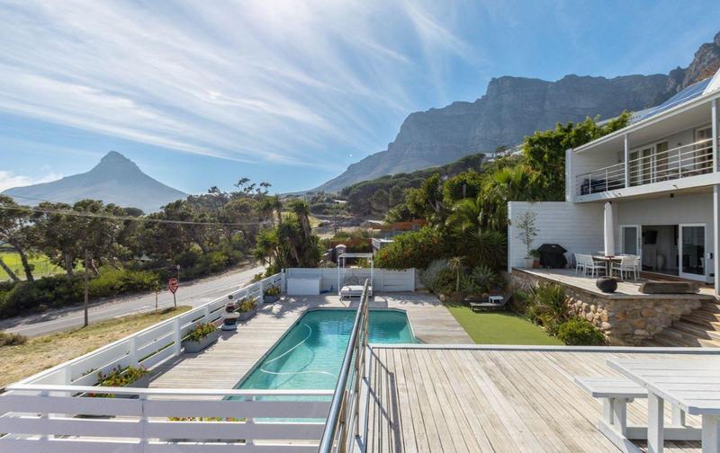 6 Bedroom Property for Sale in Camps Bay Western Cape